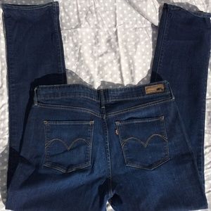 Dark wash Levi's